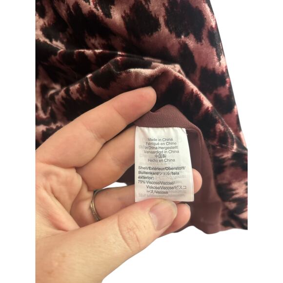 Chic J. Crew Always Velvet Leopard Tank Top Size 4 - Picture 4 of 5